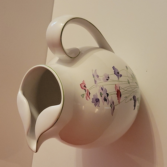 Hand Painted by Gerald Gulotta, Block Bernarda Brand, 8" high & 8" wide, - Picture 1 of 3